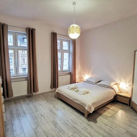Apartament Seven Legnica Eksteriør bilde