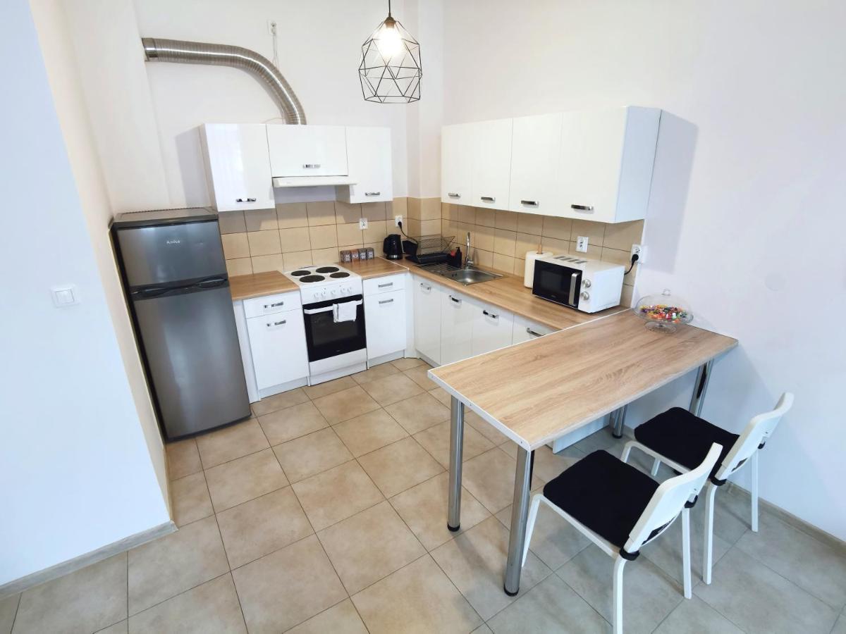 Apartament Seven Legnica Eksteriør bilde